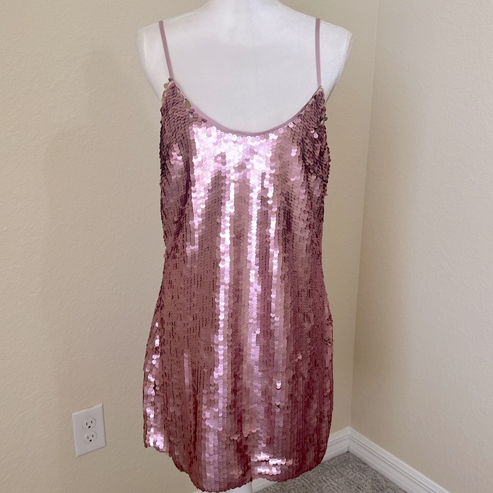 Alice + Olivia Sequin Mini Dress in Shimmering Pink P2P 18in - Picture 3 of 17
